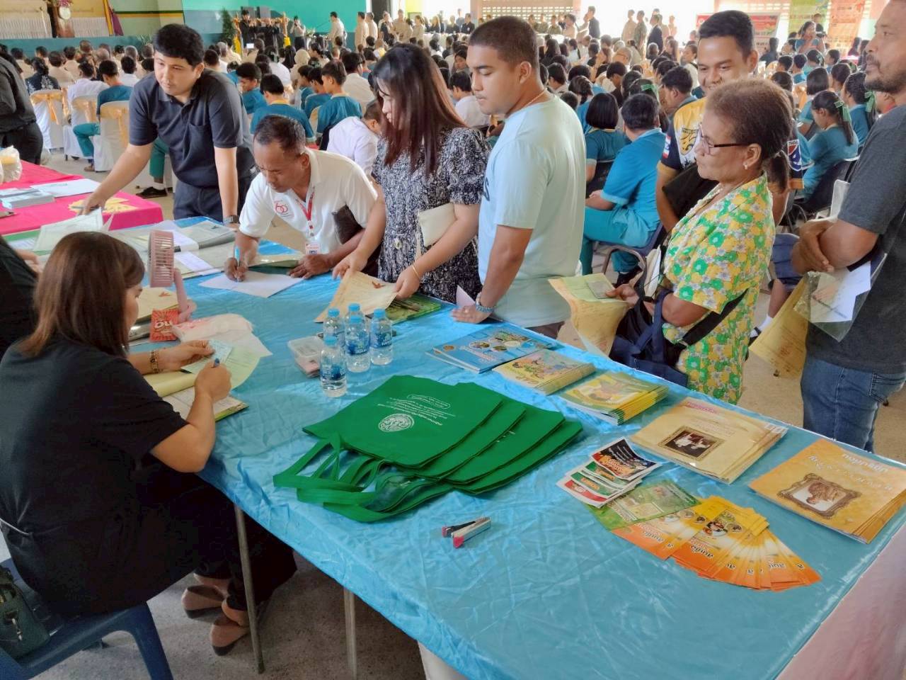 title - ส.ป.ก.กระบี่ ร่วมออกหน่วยบริการตามโครงการจังหวัดเคลื่อนที่ และโครงการคลินิกเกษตรเคลื่อนที่ในพระราชานุเคราะห์ฯ ครั้งที่ 1 ปีงบประมาณ พ.ศ. 2569